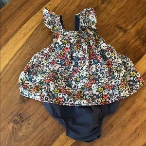 Baby gap navy flower dress